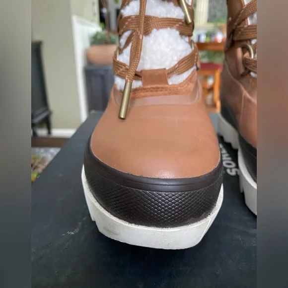 Women's Joan of Arctic Brown and white Winter Waterproof Boots - Picture 12 of 16